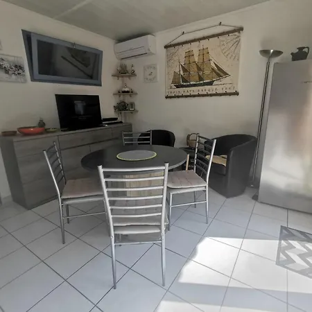 아파트 5039 - Cap D'agde Joli T3 Parking Piscine Clim Et Wifi Rez De Chaussee 아그